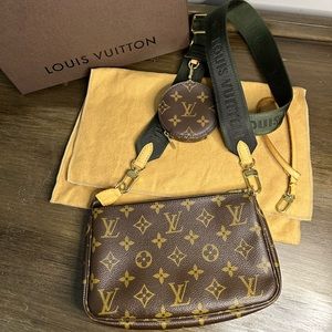 Louis Vuitton Pouchette & Accessories - image 1